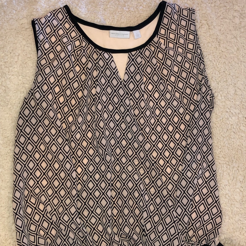 New York & Co Tank